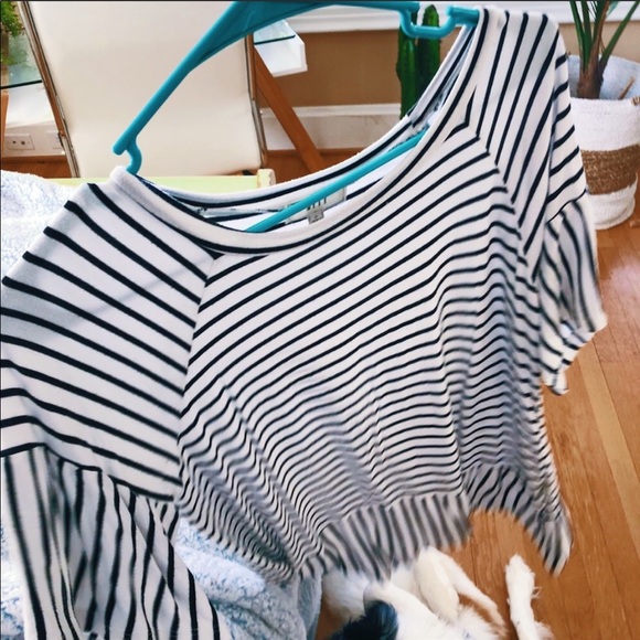 NYTT Peplum Black + White Tunic Short Sleeve Top - Picture 4 of 6